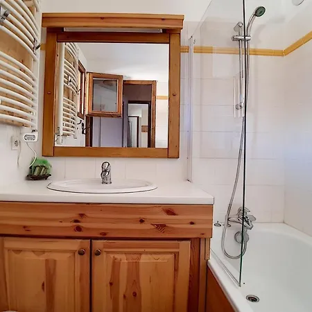 Spacieux Et Renove, Proche Des Pistes Avec Sauna, Hammam, Wifi Et Balcon - Fr-1-344-849 *